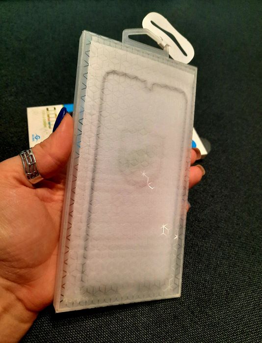 Защитное стекло на Honor 8S