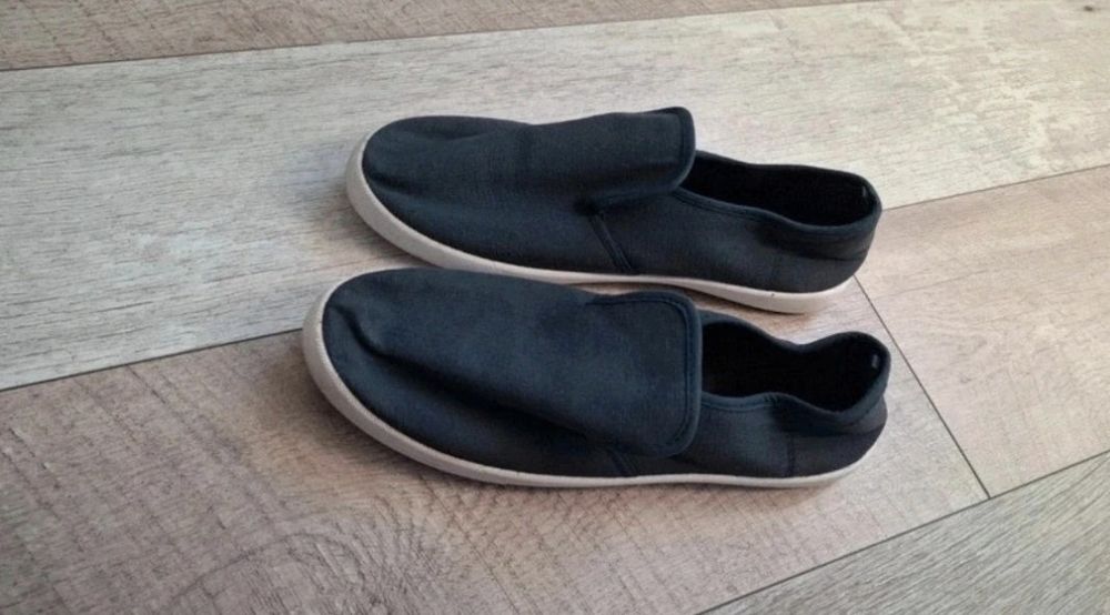 Granatowe espadryle materiałowe 43