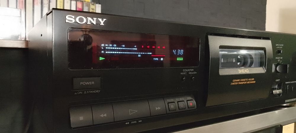 Magnetofon trzyglowicowy Sony TC K561S