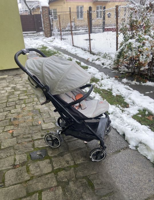 Продам cybex BeezyS2+2