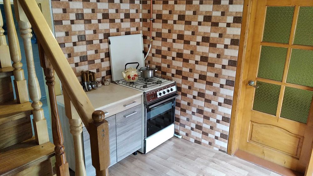 Котедж будинок "Біля річки"