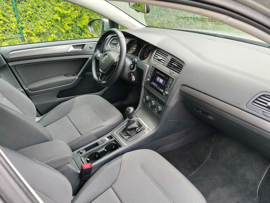 Volkswagen Golf VII 1.2 TSI (BlueMotion Technology) Comfortline