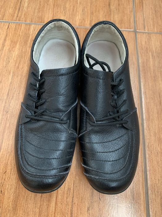 Czarne buty ze skóry naturalnej