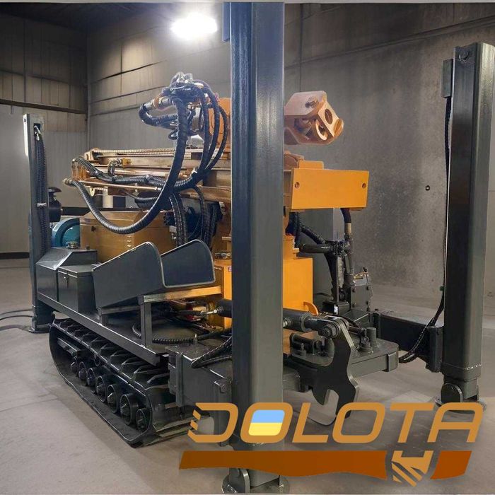 Самохідна гусенична бурова установка бурова машина бурилка