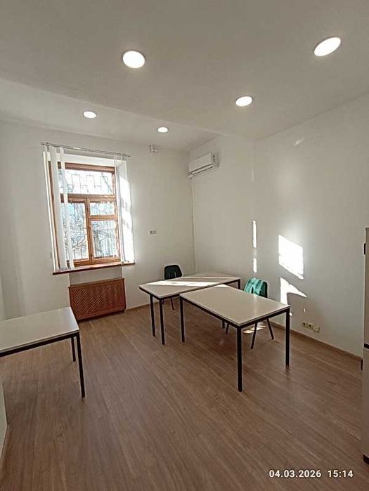 Аренда офиса, помещения 100 м2 (4 кабинета) с мебелью в Центре