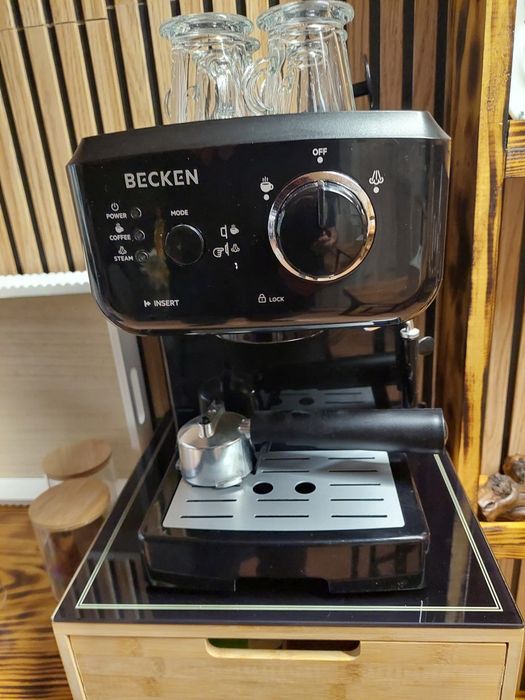 Maquina café + moinho Becken