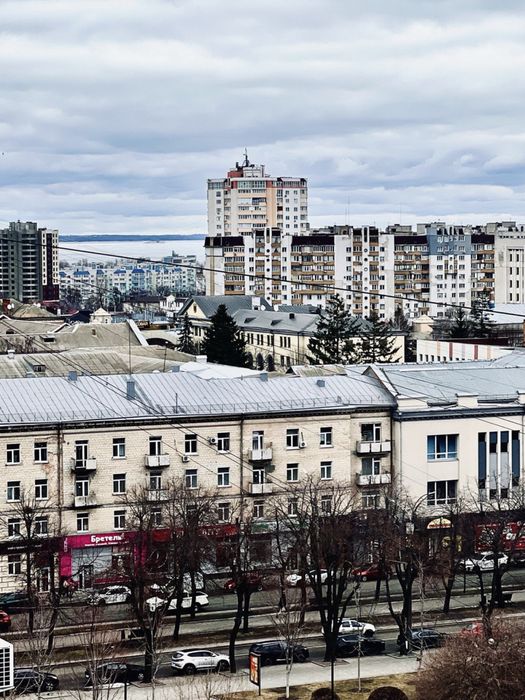 Центр! Видова 3 кімнатна квартира в новобудові  біля Любави