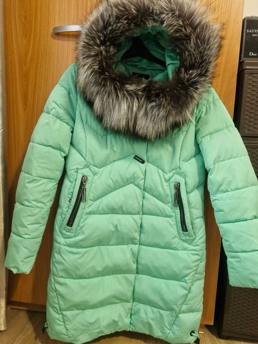Пуховик с чернобуркой цвет мята