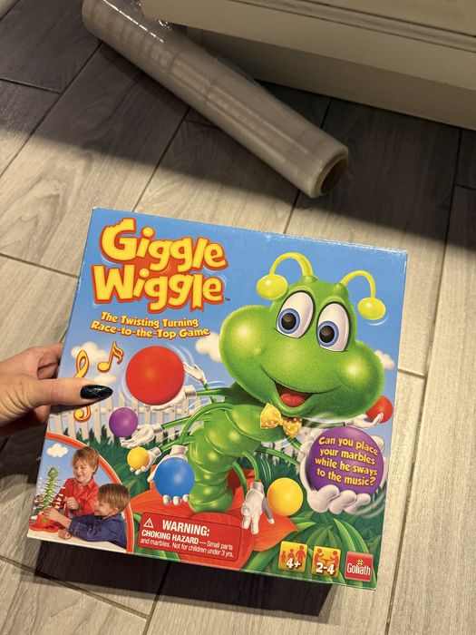 Goliath Рухлива Гусениця giggle wiggle