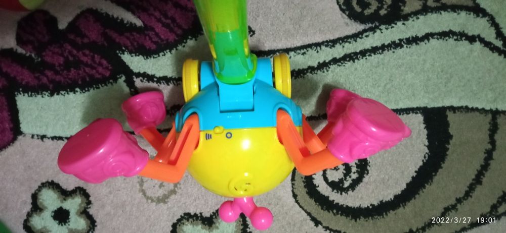 Каталка музыкальная