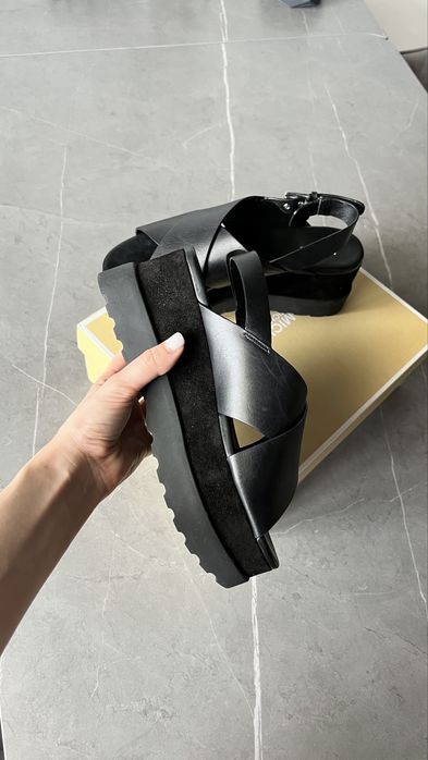 Сандалі Michael Kors