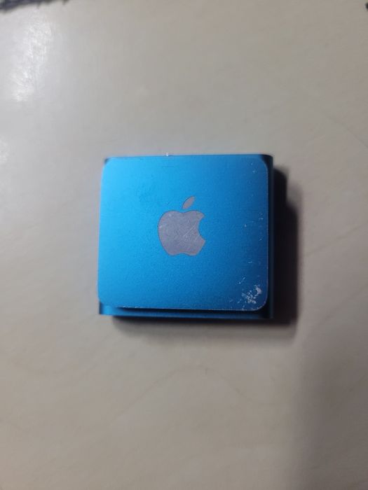 iPod Shuffle мп3 плеер