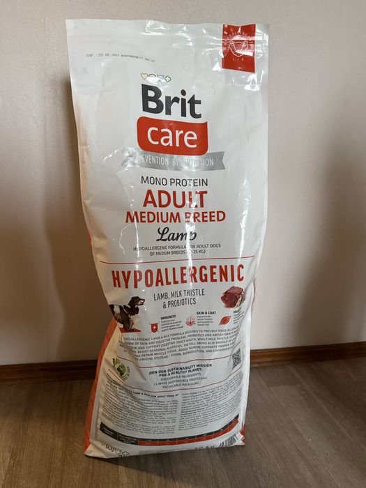 Корм Brit care для собак ягненок рис