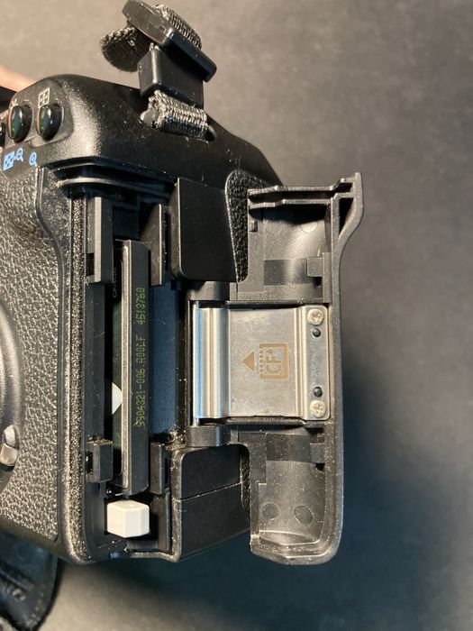 Corpo câmara canon EOS 50d + acessórios