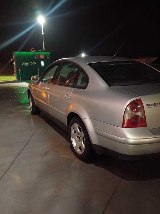 Passat B5 1.9 130 km 2002 rok