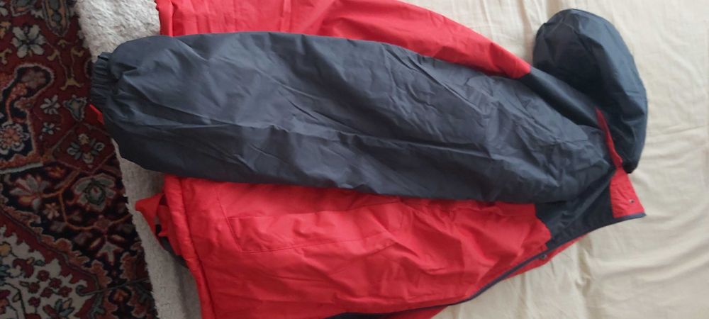 mam do zaoferowania kurtkę puma