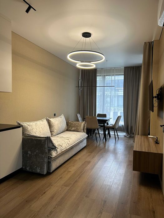 Квартира з ремонтом в заміському ЖК бізнес класу Park Lake City