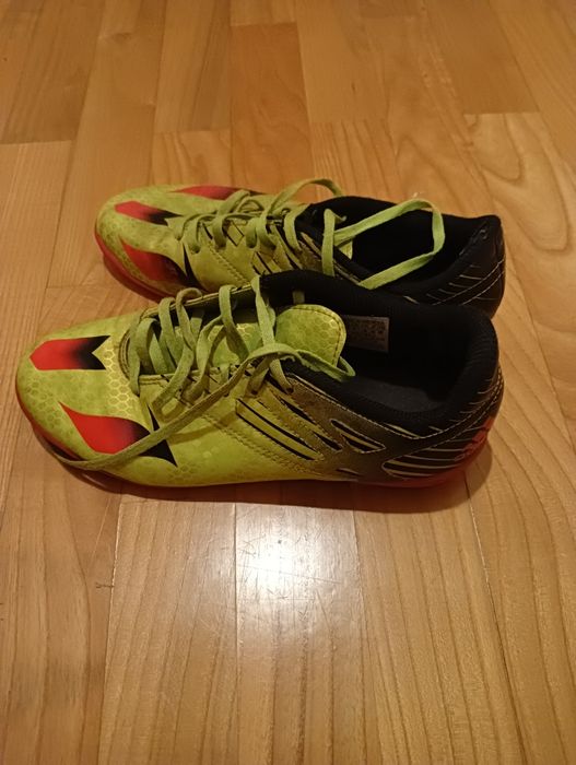 Buty sportowe / halowe marki adidas