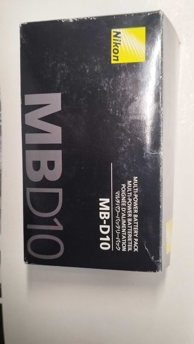 NIKON Punho de bateria MB-D10