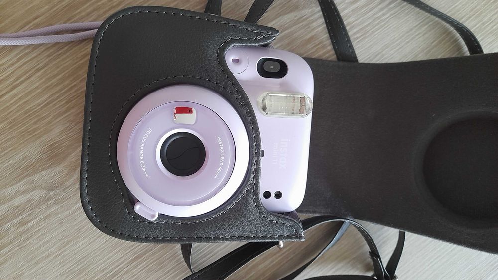Kit Fujifilm instax mini (máquina, cargas, bolsa e álbum)