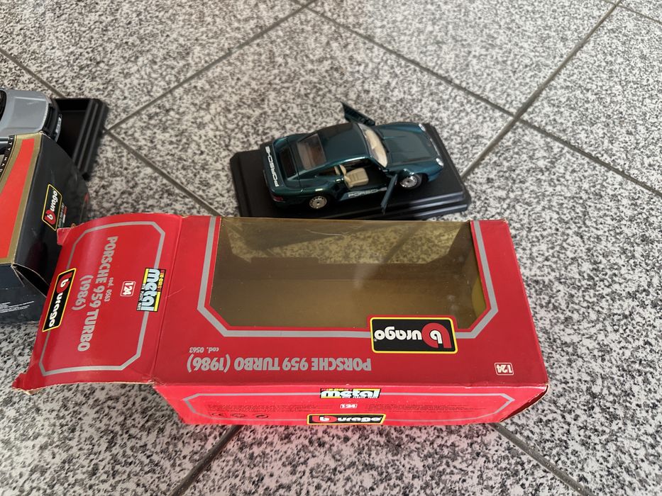 3 Carros miniaturas Burago coleção