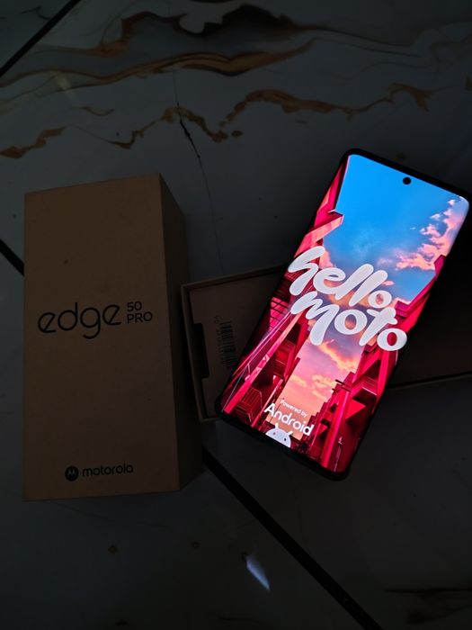 Motorola edge 50 pro 12/512