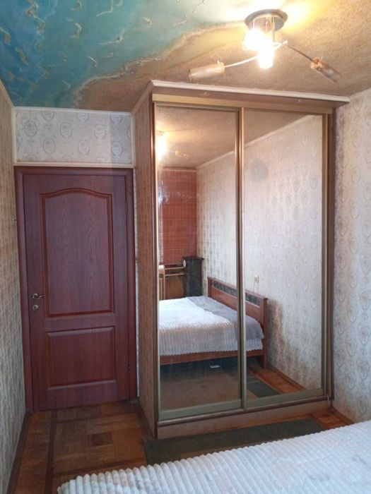 Продам 2-кімн. Щу́сєва вул. 42а, 47 м.кв.МетроСирець 2 хвилини пішки.