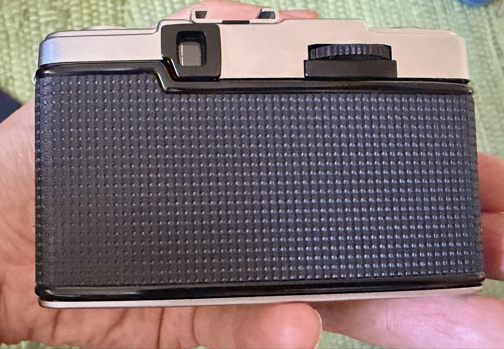 Olympus pen ee-3