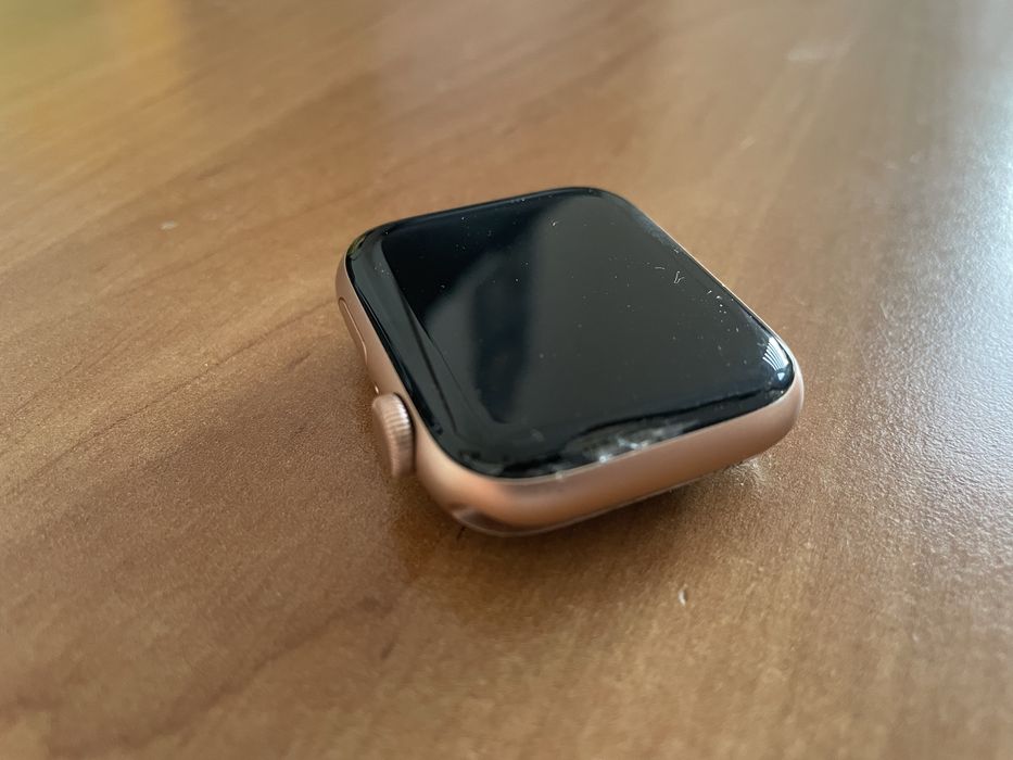 Apple Watch SE 44 mm