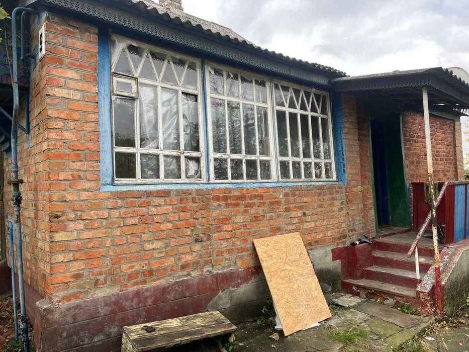 Продам будинок  у Нових Саржарах