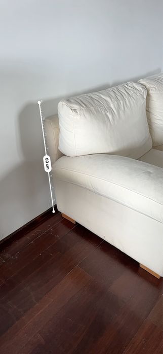 sofa branco 2 lugares muito confortavel