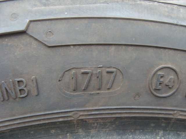 215/65 R16C Continental ContiVanContact 100