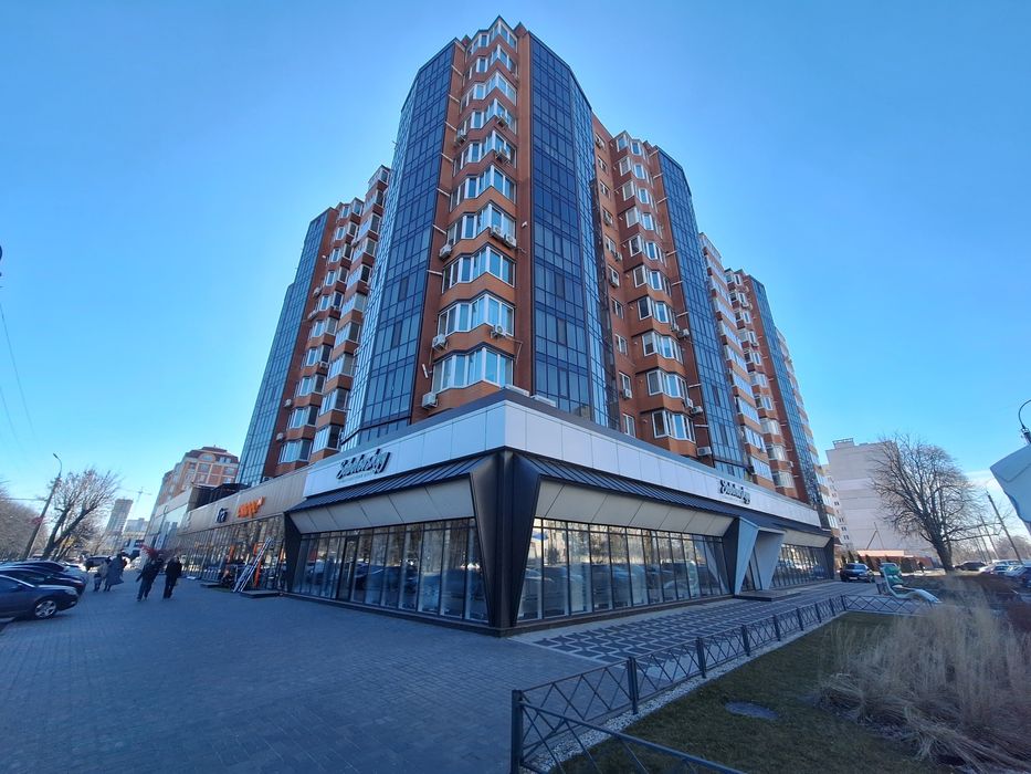 2ка, центр, Симфония 80кв. - 72000д. (і1