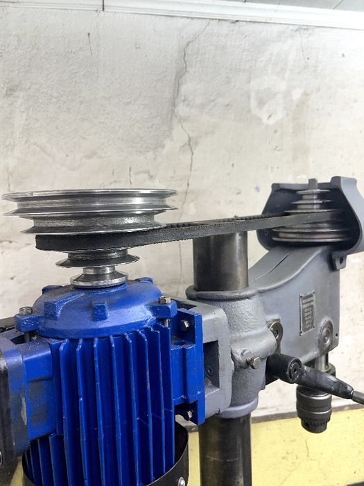 Старинный колекционный сверлильный станок сверлилка свердлильний нс-12