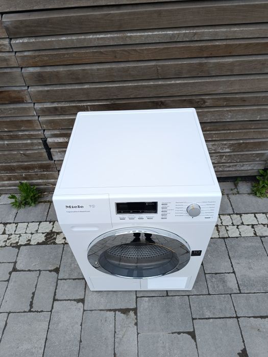 Сушильна машина Miele TKL450WP