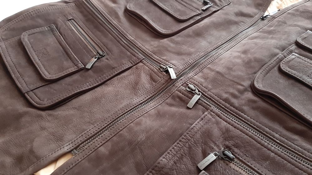 Шикарный мужской жилет. Новый. Из натуральной кожи Мультикарманный