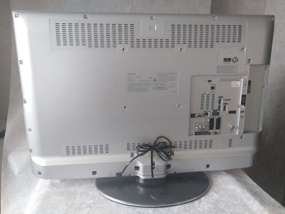 Телевизор Panasonic 37'' Смарт ТВ .