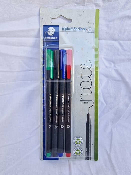 Pack 4 Staedtler Triplus Fineliner 0,3 mm – Novas