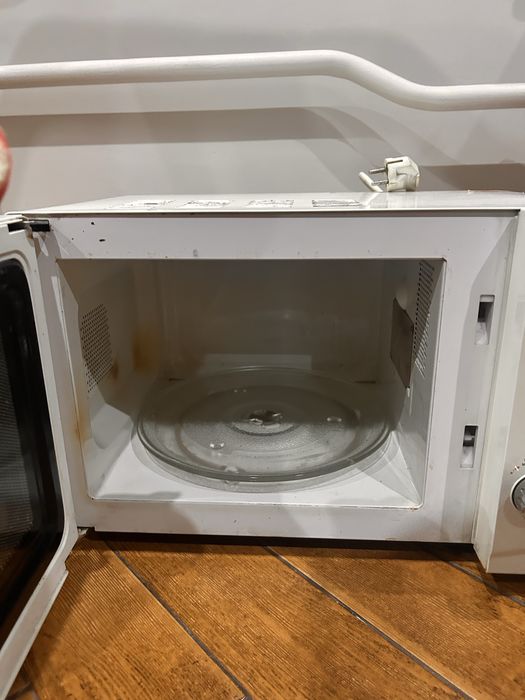 Kuchenka mikrofalowa mikrofalowka optimum sprawna w 100%