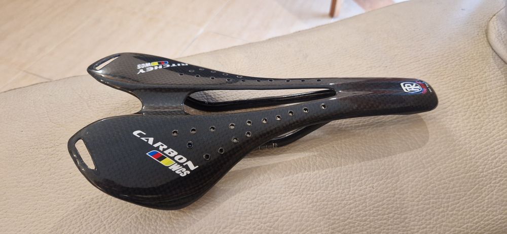 Selim  Fizik / Selle Italia (original) e Selim Ritchey WCS