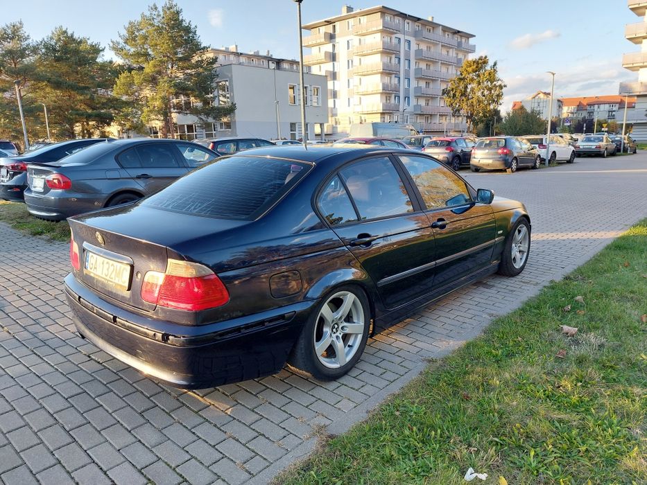 BMW E46 sedan 2.2 benzyna 2003. drift rally need for speed gruz upalarka ogień w szopie