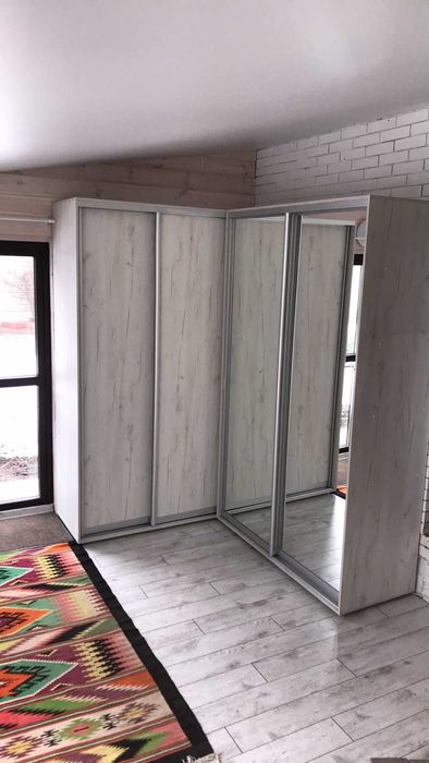 Розпродаж шафи купе в наявності 
Шафа купе в наявності