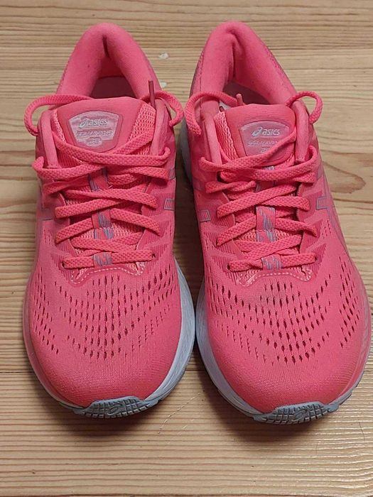 Asics gel-kayano 28 жіночі кросівки розмір 41.5 (26см)