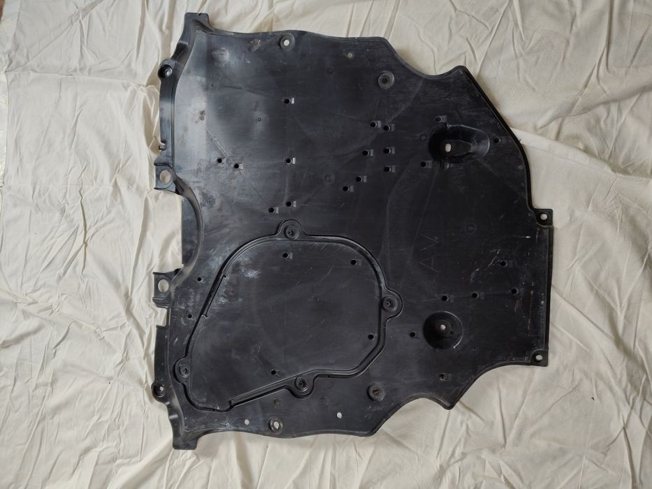 Osłona pod silnik Toyota RAV4 V hybryda 2.5 B