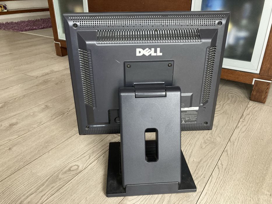 Monitor DELL UltraSharp 1800FP 18 uszkodzony