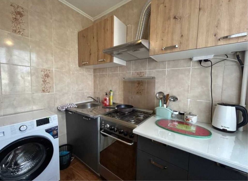 3-к Браилки, рядом остановка