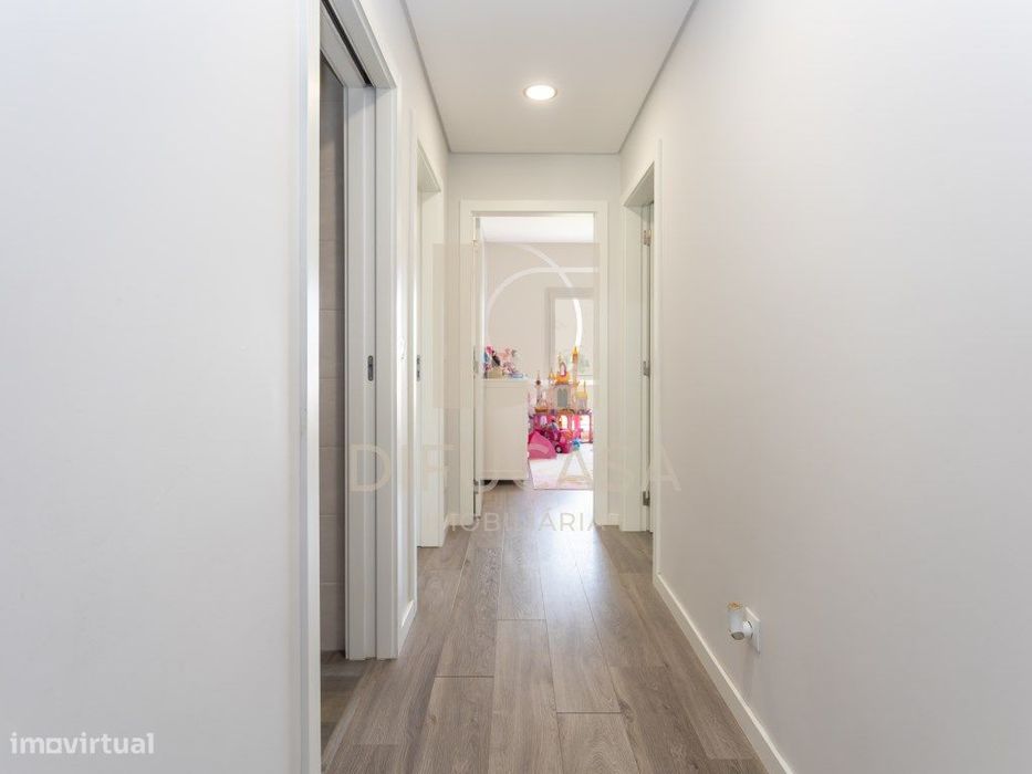 R299 APartamento T3 com terraço 14m2