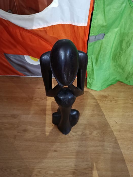 Estatua de madeira africana