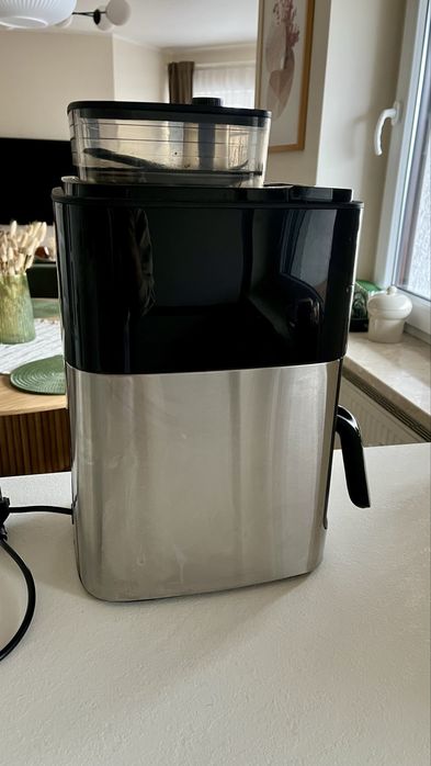 Ekspres przelewowy z młynkiem Philips HD7767/00