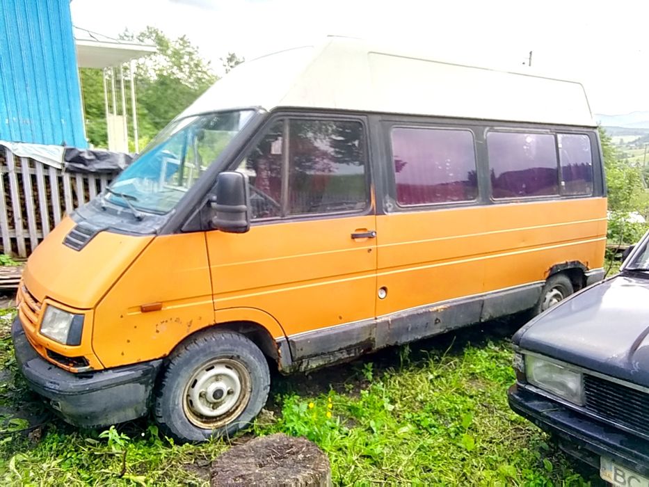 Продається Рено трафік